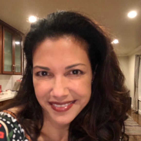 Meet your Posher, Vanessa - Picture 3 of 3